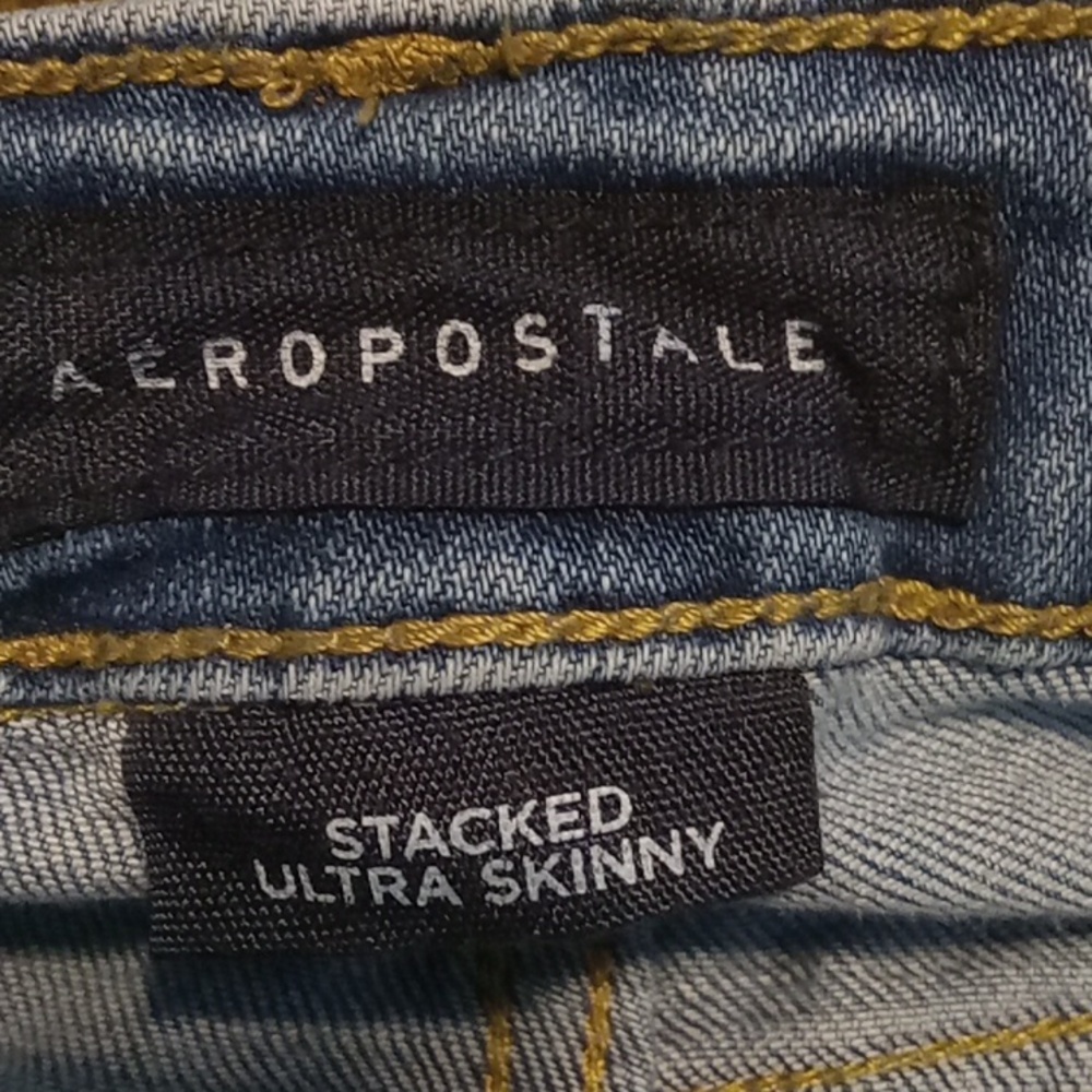 Aeropostale Men's Skinny Jeans - Faded Blue - Picture 7 of 8
